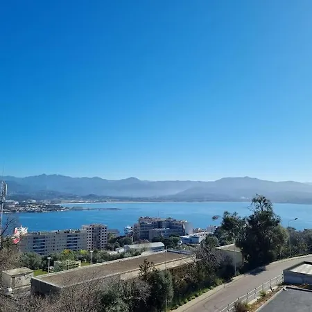 Terrasse Spacieuse, Vue & Clim Apartmán *